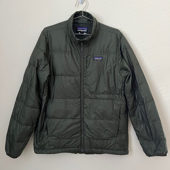 Patagonia Men's Green Lightweight Full Zip Puffer Jacket Size M